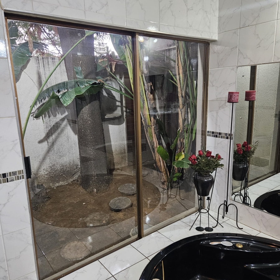 3 Bedroom Property for Sale in Jim Fouchepark Free State